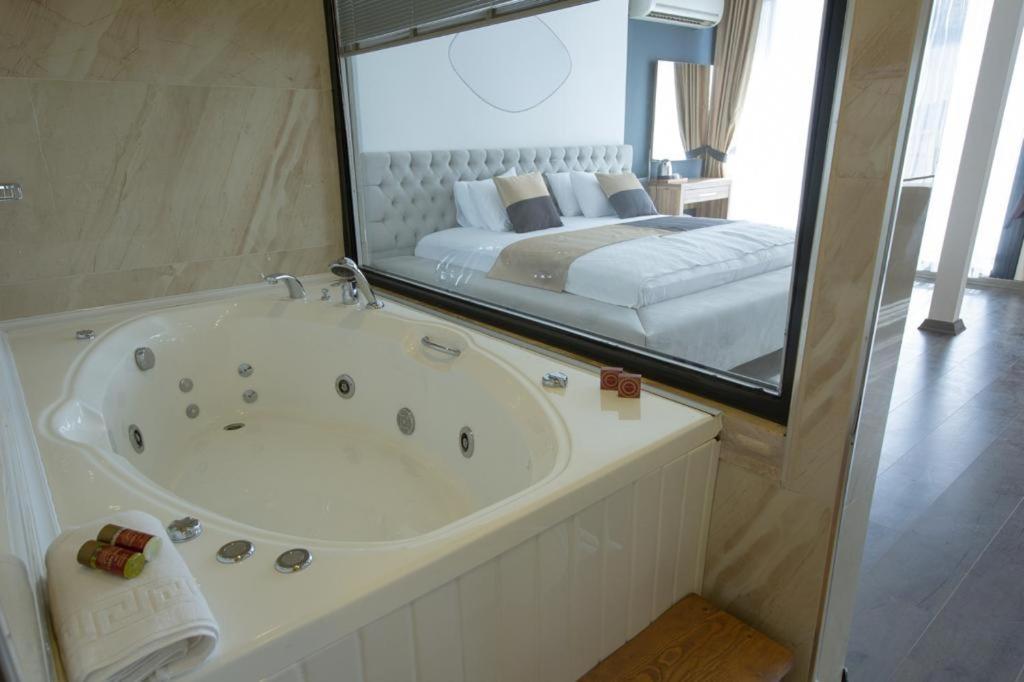 Carpe Diem Hotel Ayvalı Eksteriør bilde